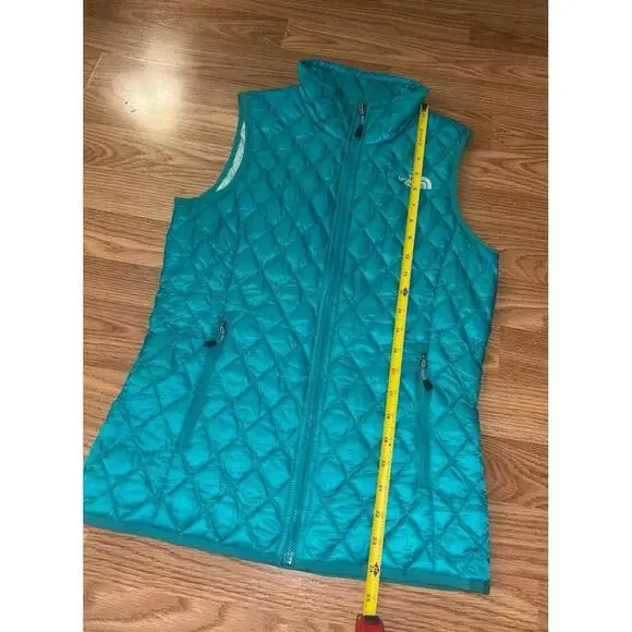 The North Face Puffer Vest Size XS - Picture 7 of 9